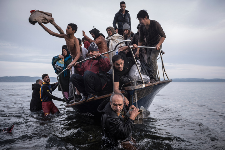 ©-Sergey-Ponomarev---Reporting-Europe's-Refugee-Crisis-01
