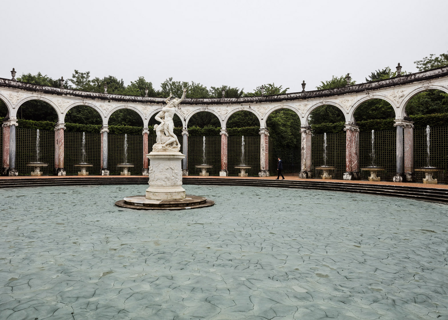 glacial-rock-flour-garden-olafur-eliasson-versailles-installation-art-france-anders-sune-berg_dezeen_1568_0