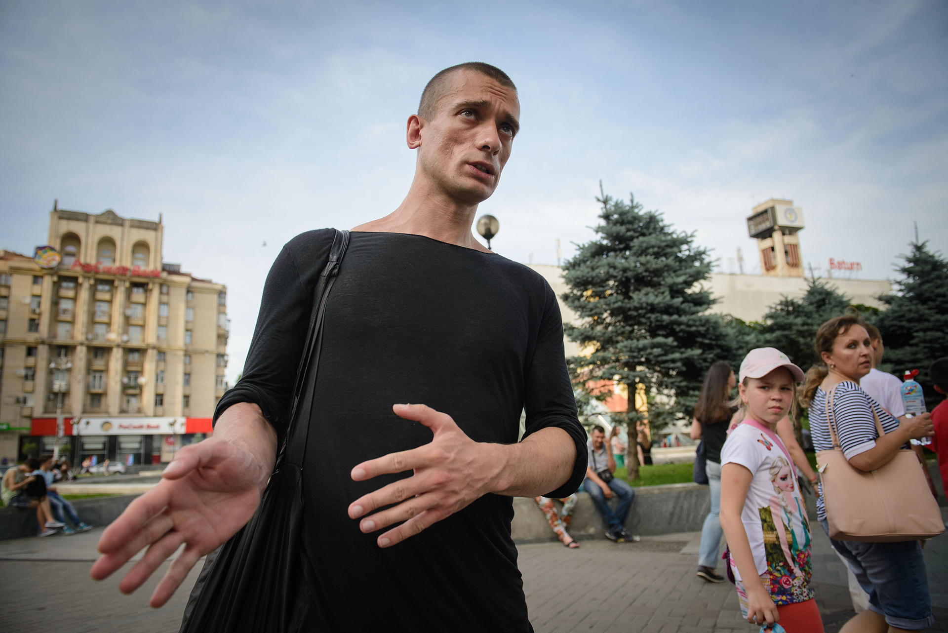 pavlensky_01