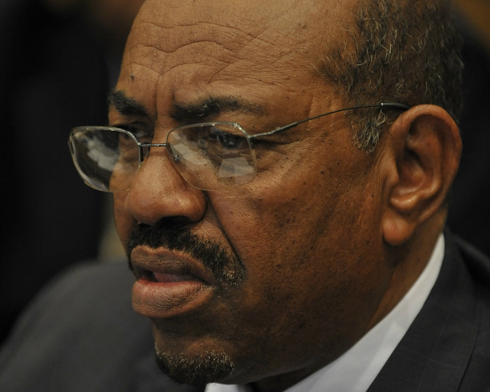 Omar_al-Bashir,_12th_AU_Summit,_090202-N-0506A-137