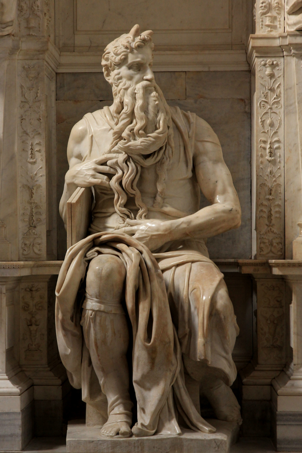 'Moses'_by_Michelangelo_JBU160