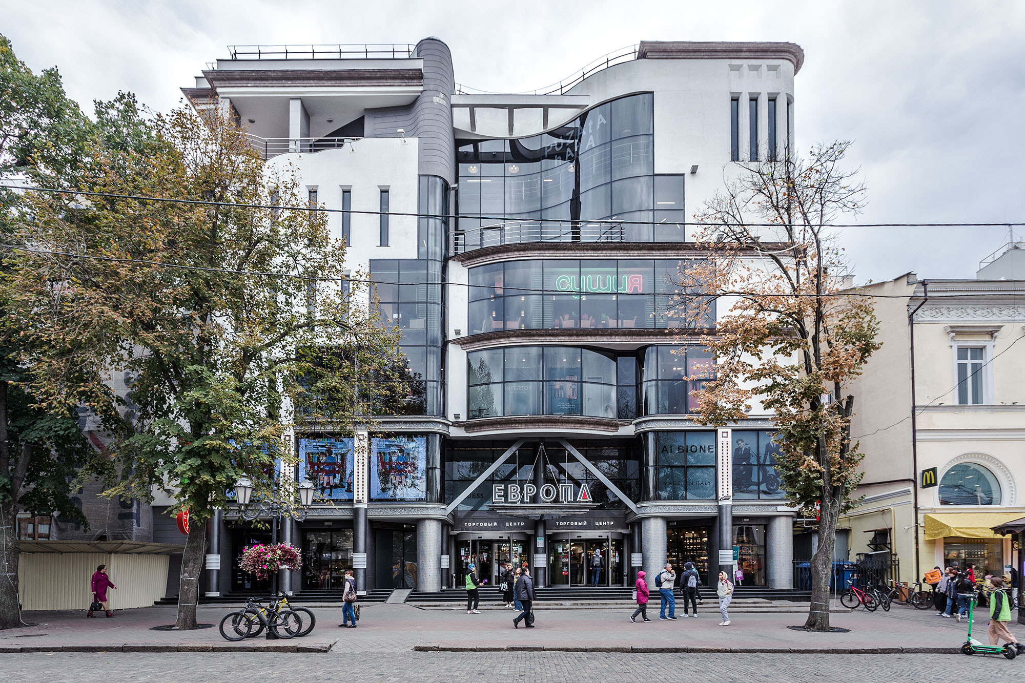 Торговый центр «Европа» в Одессе архитектура постмодернизм Максим Финогеев