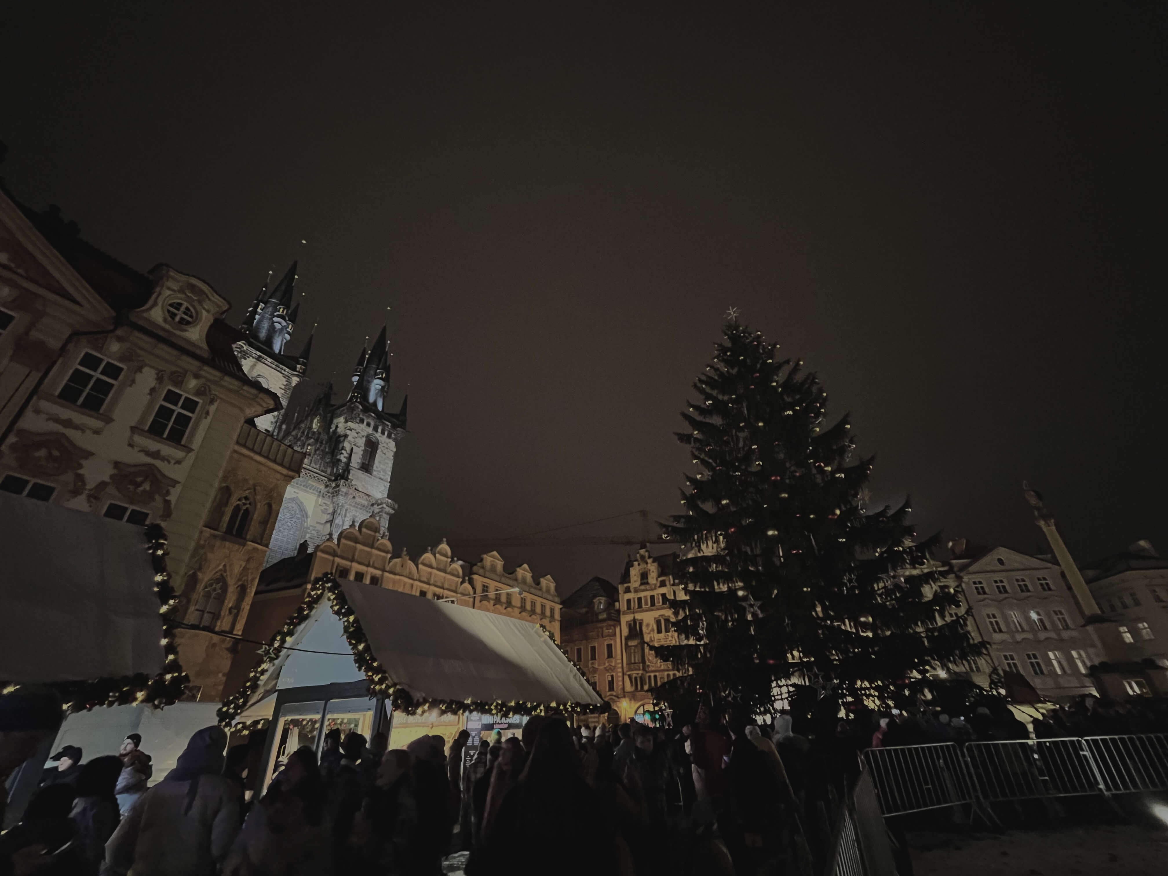 Prague-Christmas-tree