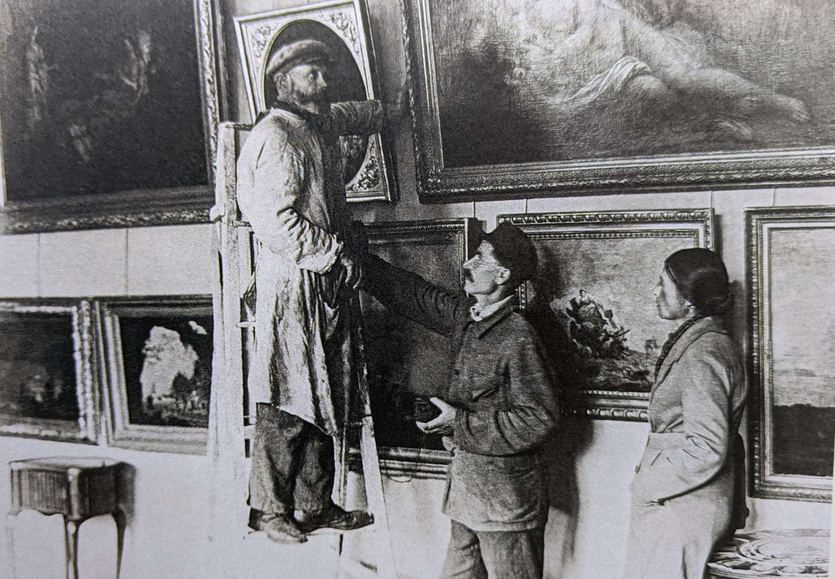 работы в экспозиции 1930-е