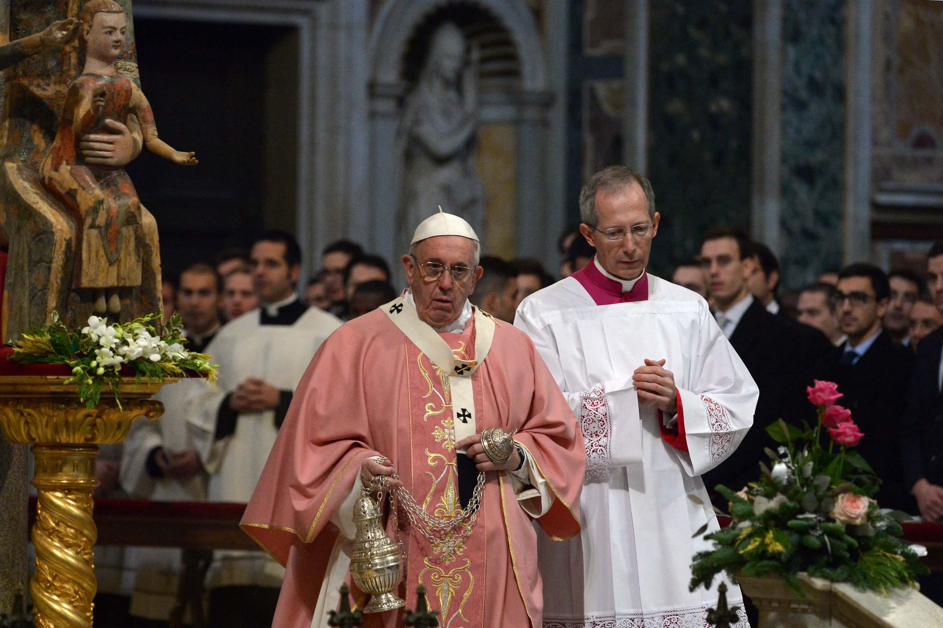 Папа Франциск на месі Базиліці Св. Івана на Латерані, 13 грудня 2015 року. Фото: VINCENZO PINTO / AFP